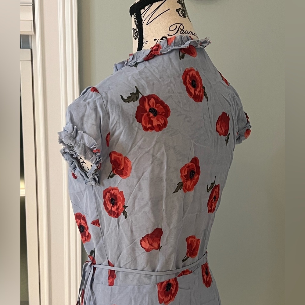 Reformation Floral Wrap Garnet Dress | SZ S | Blue with Poppy Flowers | Like New - Picture 5 of 14